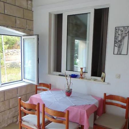 By The Sea Seget Donji, - 19351 Apartment Trogir